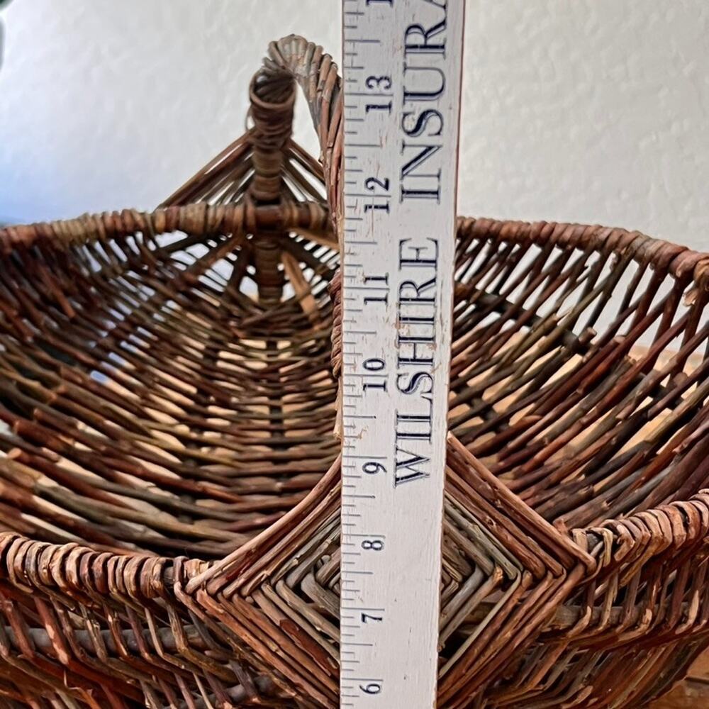 Vintage Grapevine Gathering Basket 16" Farmhouse Decor - Picture 4 of 9